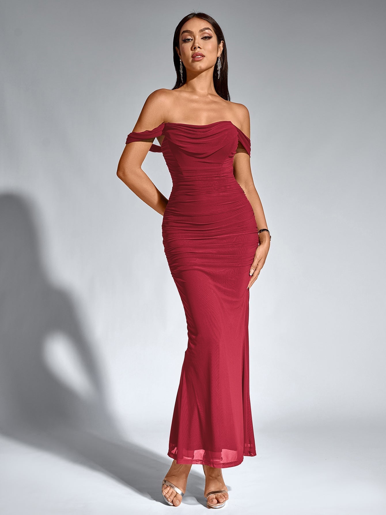 Sarah | Elegancka sukienka maxi off-shoulder