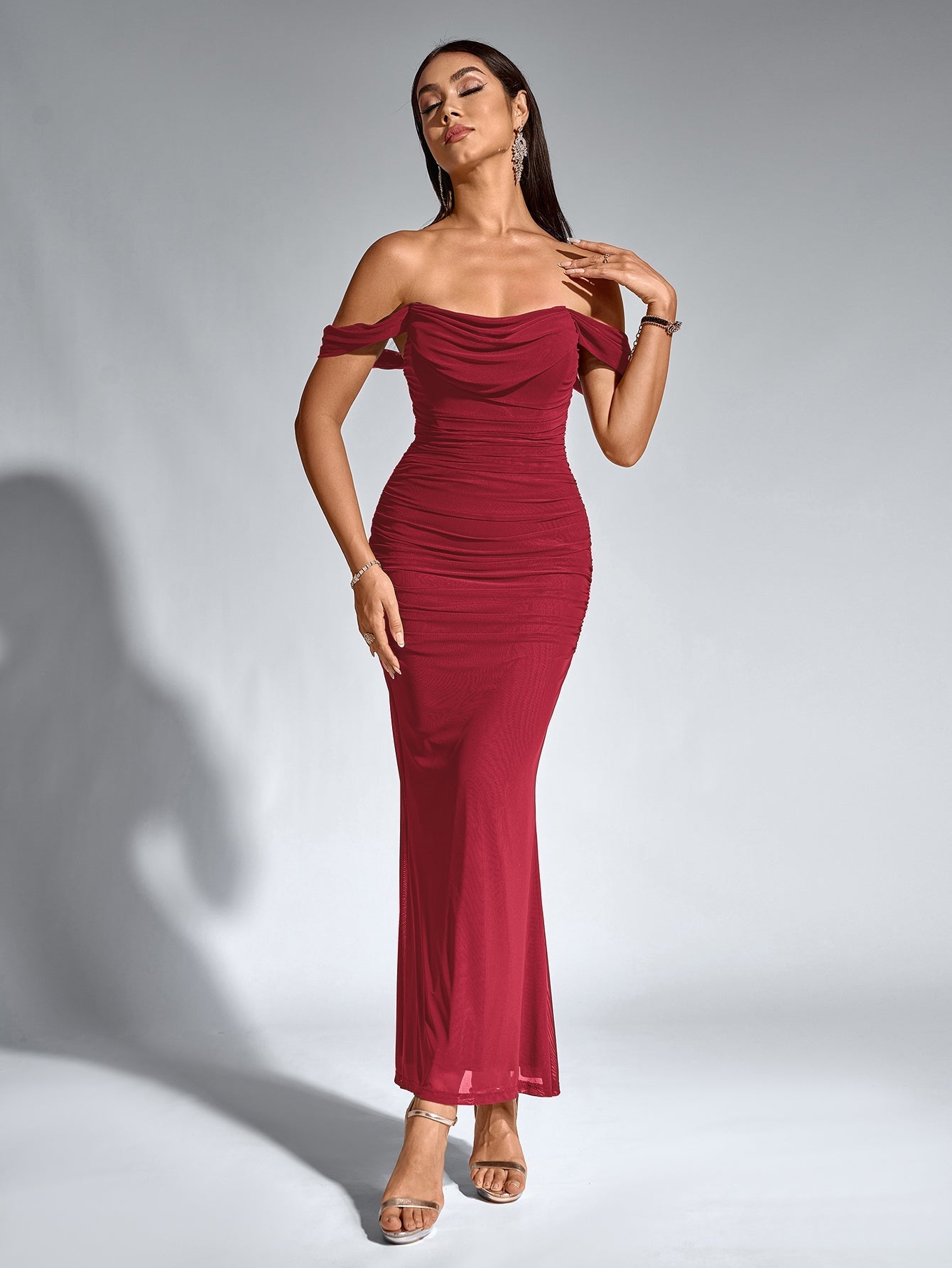 Sarah | Elegancka sukienka maxi off-shoulder